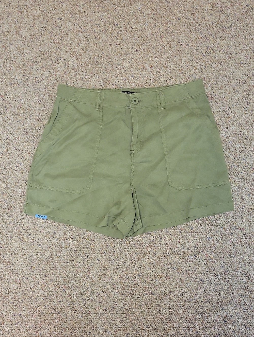 Sanctuary Light Olive High-Waist Utility Shorts Large New Summer Camping Casual - Picture 3 of 6